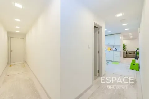 Apartment in Jumeirah Beach Residence, Dubai, UAE 3 bedrooms, 175 sq.m. № 738127 - photo 16