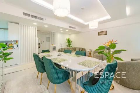 Apartment in Jumeirah Beach Residence, Dubai, UAE 3 bedrooms, 175 sq.m. № 738127 - photo 4