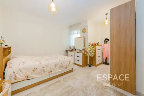 Apartment in Jumeirah Beach Residence, Dubai, UAE 3 bedrooms, 175 sq.m. № 738127 - photo 10