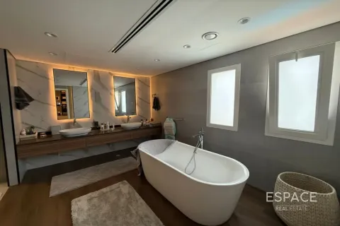 Villa in Meadows, Dubai, UAE 5 bedrooms, 655 sq.m. № 738126 - photo 12
