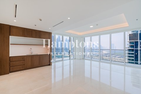 Apartamento para arrendamento em Dubai Harbour, Dubai, EAU 3 quartos, 177.72343900 m2 № 659857 - foto 4