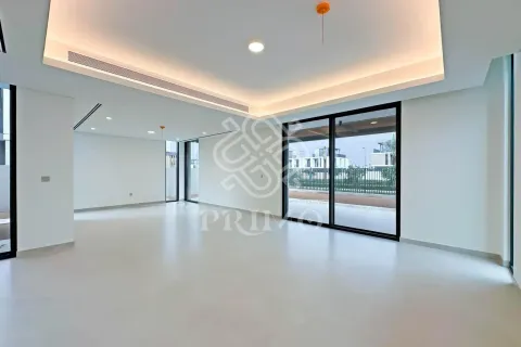 Villa te huur in Palm Jumeirah, Dubai, VAE 4 slaapkamers, 453 vr.m., nr 718276 - foto 5