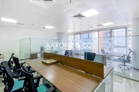 Office til leje i Business Bay, Dubai, UAE 82.5 kvm № 641172 - foto 9