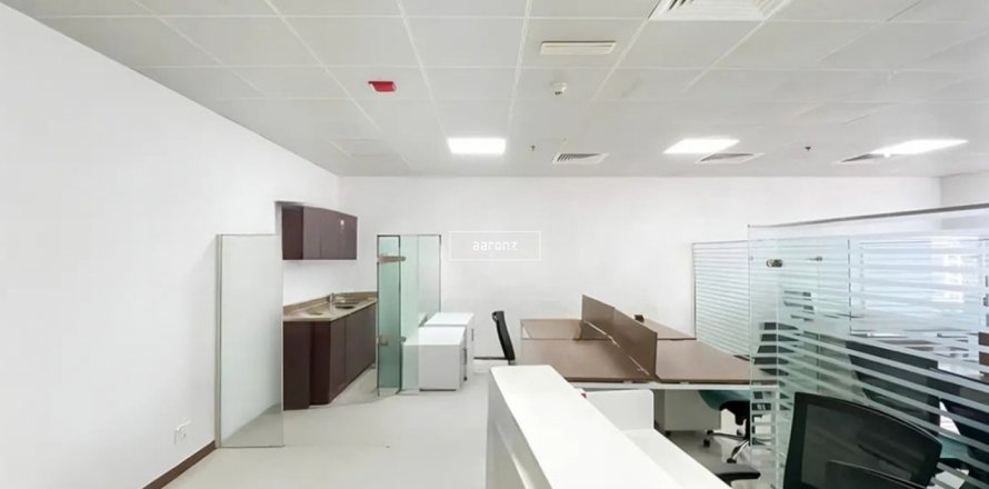 משרד ב Business Bay, Dubai, איחוד האמירויות 82.5 מ"ר מספר 641172
