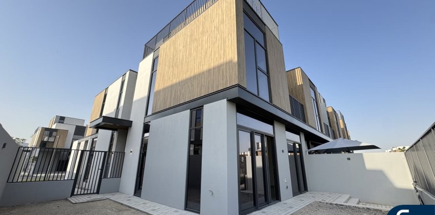 Σπίτι σε Mudon, Dubai, ΗΑΕ 4 υπνοδωμάτια, 253 τ.μ. Αρ. 684852