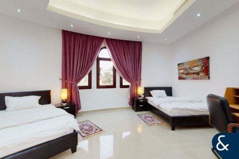Willa do wynajęcia w Emirates Hills, Dubai, ZEA 8 sypialnie, 1486 mkw., nr 684858 - zdjęcie 22