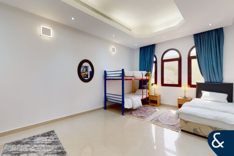 Willa do wynajęcia w Emirates Hills, Dubai, ZEA 8 sypialnie, 1486 mkw., nr 684858 - zdjęcie 20