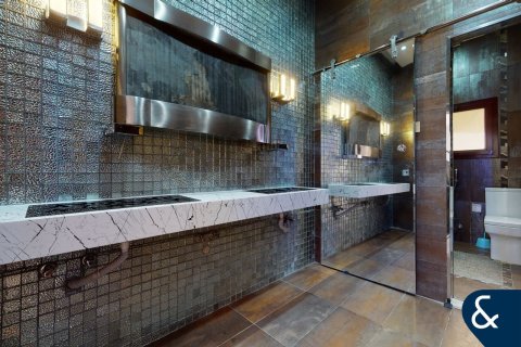 Willa do wynajęcia w Emirates Hills, Dubai, ZEA 8 sypialnie, 1486 mkw., nr 684858 - zdjęcie 17