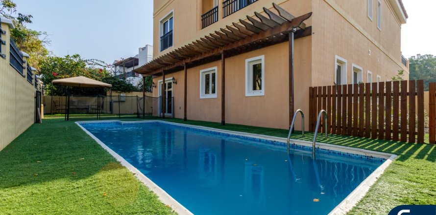Vila v The Villa, Dubai, SAE 5 ložnice, 706 m² Č.: 684856
