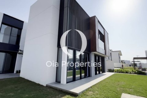 Villa til salgs i Saadiyat Island, Abu Dhabi, Emiratene 4 soverom, 720 kvm Nr. 644483 - Foto 1