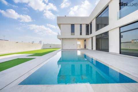 Huvila Al Barsha, Dubai, Arabiemiraatit 5 makuuhuonetta, 1261.8 m2 № 763271 - kuva 2