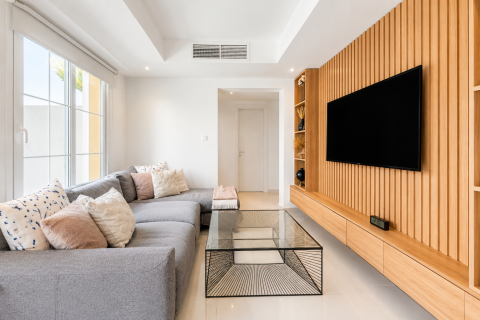 Villa te huur in The Springs, Dubai, VAE 2 slaapkamers, 248.2 vr.m., nr 757516 - foto 1