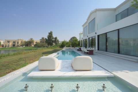 Villa en alquiler en Jumeirah Islands, Dubai, EAU 5 dormitorios, 585.29 m2 № 757514 - foto 25