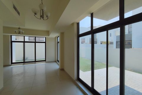 Mohammed Bin Rashid City, Dubai, UAE의 임대용 타운하우스 침실 4개, 292.83제곱미터 번호 757512 - 사진 5