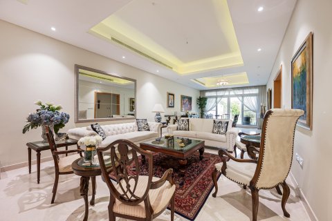 Vila u gradu Al Barsha, Dubai, UAE 4 spavaće sobe, 464.52 m2 Br. 757515 - Slika 12
