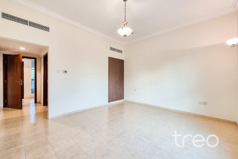 Vila v Jumeirah Islands, Dubai, SAE 4 ložnice, 483.1 m² Č.: 733422 - fotografie 12