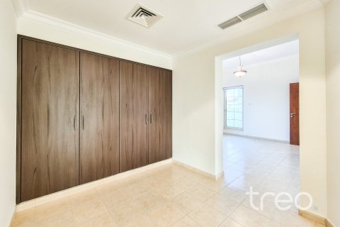 Vila v Jumeirah Islands, Dubai, SAE 4 ložnice, 483.1 m² Č.: 733422 - fotografie 8