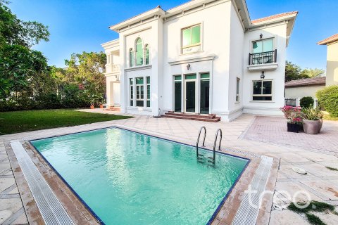 Вілла в Jumeirah Islands, Дубай, ОАЕ 4 спальні, 483.1м2 № 733422