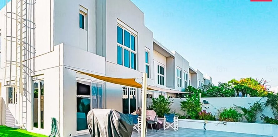 تاون هاوس في دبي 4 غرفة نوم ، 322 متر مربع . ر قم 711445