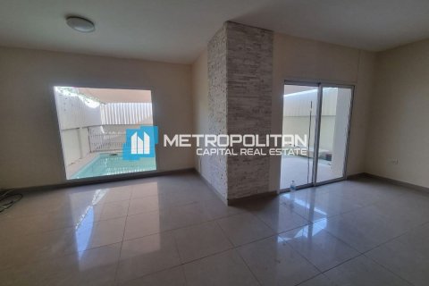 Vilă de vânzare în Al Reef, Abu Dhabi, EAU 5 dormitoare, 273.4 mp.  №651790 - poză 13