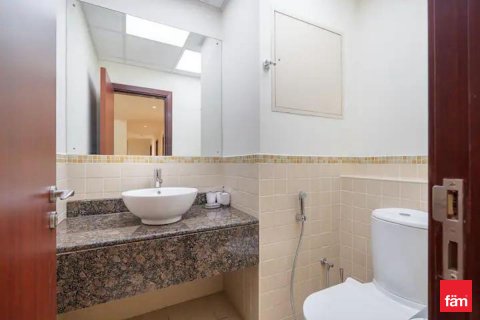 Apartament në Dubai, Emiratet e Bashkuara Arabe 2 dhoma gjumi, 117.8 m2. № 633705 - Foto 13