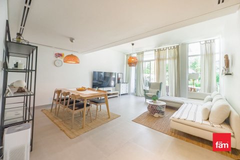 Shtëpi në qytet në Dubai, Emiratet e Bashkuara Arabe 3 dhoma gjumi, 315.7 m2. № 635642 - Foto 2