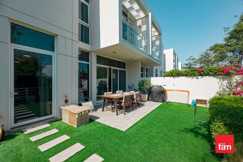 Shtëpi në qytet në Dubai, Emiratet e Bashkuara Arabe 3 dhoma gjumi, 315.7 m2. № 635642 - Foto 1