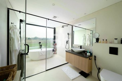 Rumah bandar di Jumeirah Golf Estates, Dubai, UAE 4 bilik tidur, 326 meter persegi № 643910 - foto 12