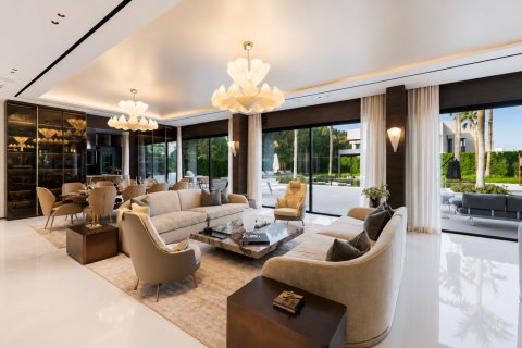 Villa in Al Barari, Dubai, UAE 6 bedrooms, 861.68 sq.m. № 754494 - photo 5