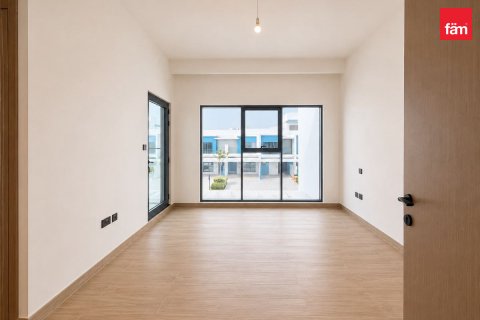 Kaupunkipientalo Dubai, Arabiemiraatit 4 makuuhuonetta, 144 m2 № 754807 - kuva 9