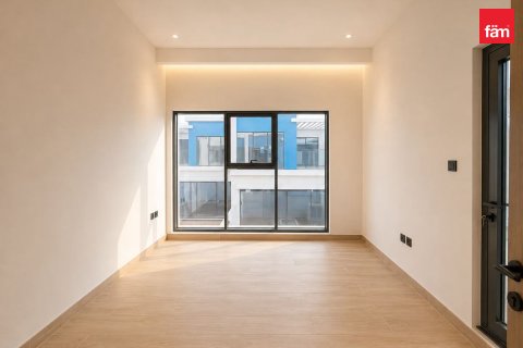 Kaupunkipientalo Dubai, Arabiemiraatit 4 makuuhuonetta, 144 m2 № 754807 - kuva 8