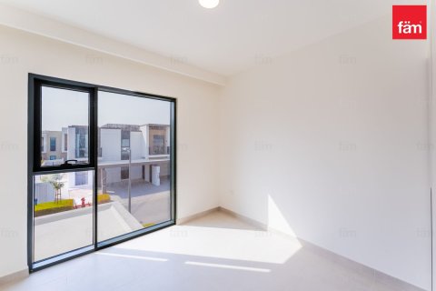 Villetta a schiera in affitto a Dubai, EAU 3 camere da letto, 144.8 mq. № 753335 - foto 5