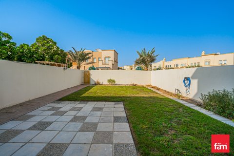 Casa urbana para arrendamento em Dubai, EAU 3 quartos, 253.3 m2 № 754808 - foto 3