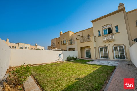Casa urbana para arrendamento em Dubai, EAU 3 quartos, 253.3 m2 № 754808 - foto 2