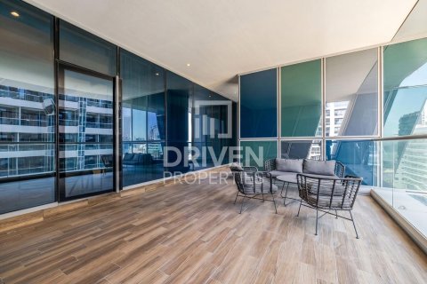 Apartament në Business Bay, Dubai, Emiratet e Bashkuara Arabe 1 dhomë, 84.73 m2. № 744444 - Foto 13