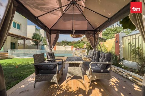 Βίλα σε Dubai, ΗΑΕ 4 υπνοδωμάτια, 501.5 τ.μ. Αρ. 652230 - φωτογραφία 23