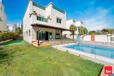 Vila di Dubai, UAE 4 bilik tidur, 501.5 meter persegi № 652230 - foto 1