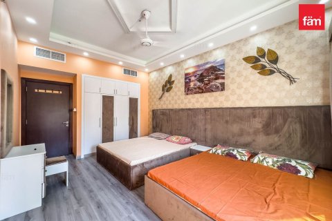 Βίλα σε Dubai, ΗΑΕ 4 υπνοδωμάτια, 501.5 τ.μ. Αρ. 652230 - φωτογραφία 17