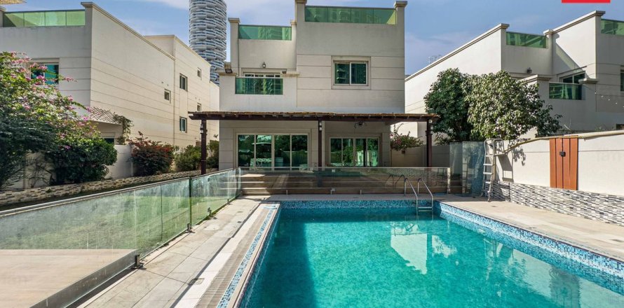 Βίλα σε Dubai, ΗΑΕ 4 υπνοδωμάτια, 501.5 τ.μ. Αρ. 652230