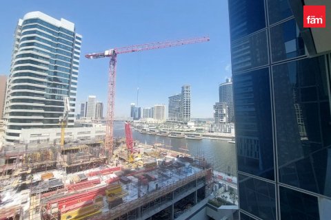 Apartment in Business Bay, Dubai, UAE 1 bedroom, 76.2 sq.m. № 725824 - photo 7