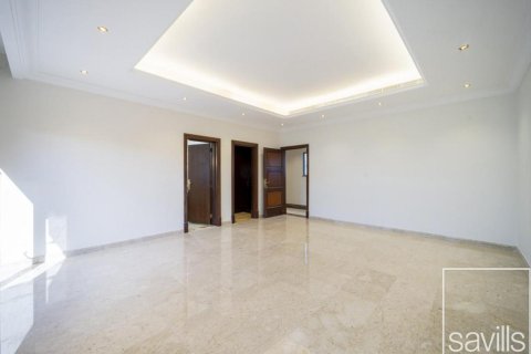 Palm Jumeirah, Dubai, UAE의 판매용 빌라 침실 5개, 1244.71제곱미터 번호 747109 - 사진 17