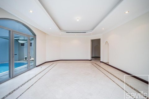Vilë në Palm Jumeirah, Dubai, Emiratet e Bashkuara Arabe 4 dhoma gjumi, 720.46 m2. № 747108 - Foto 3