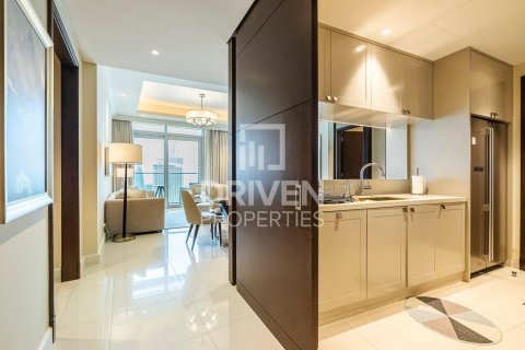 Apartament në Downtown Dubai (Downtown Burj Dubai), Dubai, Emiratet e Bashkuara Arabe 2 dhoma gjumi, 123.93 m2. № 756934 - Foto 6