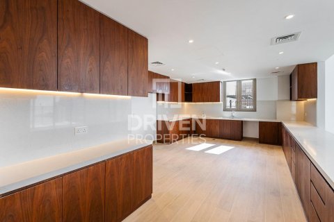 Penthouse para arrendamento em Jumeirah, Dubai, EAU 5 quartos, 822.47 m2 № 756933 - foto 28