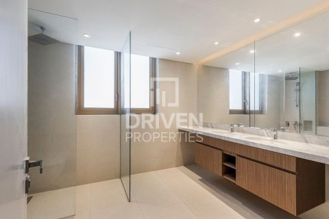 Penthouse para arrendamento em Jumeirah, Dubai, EAU 5 quartos, 822.47 m2 № 756933 - foto 9