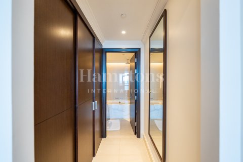 Apartman u gradu Downtown Dubai (Downtown Burj Dubai), UAE 3 spavaće sobe, 202.52854000 m2 Br. 651260 - Slika 1