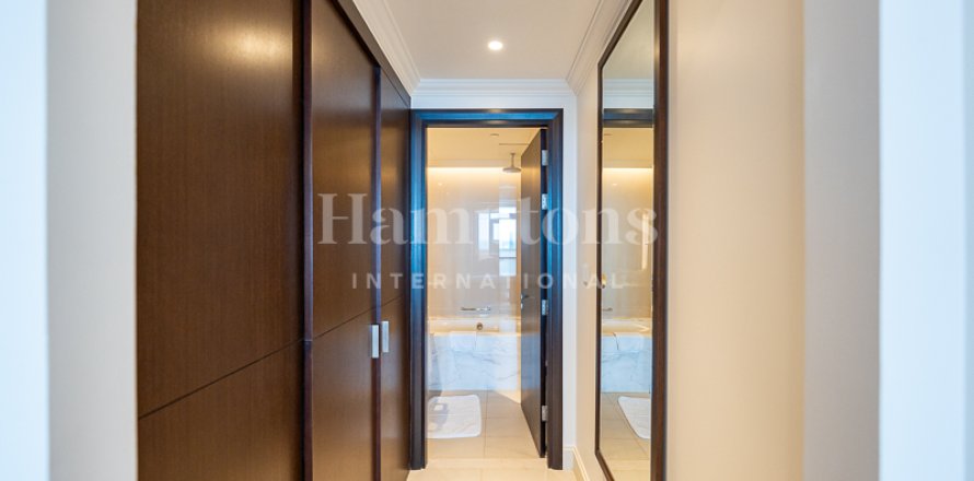 Apartman u gradu Downtown Dubai (Downtown Burj Dubai), UAE 3 spavaće sobe, 202.529 m2 Br. 651260