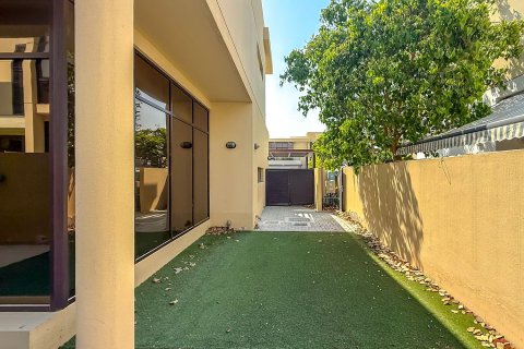Снять в аренду таунхаус в DAMAC Hills (Akoya by DAMAC), Дубай, ОАЭ 3 спальни, 258.49м2, № 764377 - фото 24
