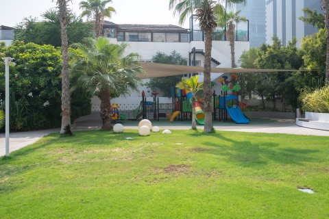Apartment in Jumeirah Lake Towers, Dubai, UAE 3 bedrooms, 204.2 sq.m. № 764378 - photo 19