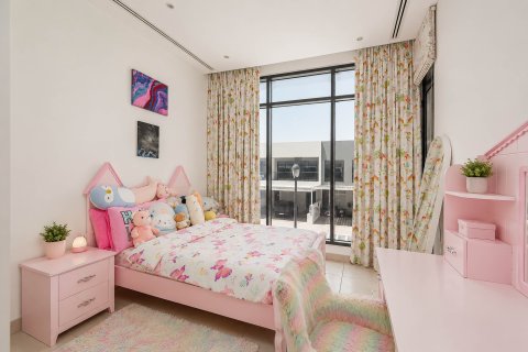 ویلا برای اجاره در Jumeirah Golf Estates، Dubai، امارات متحده عربی 4 خوابه ، 318.6 متر مربع ، شماره 764411 - تصویر 10